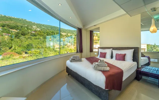 Suite, Lake View, Laki Hotel & Spa 2/3