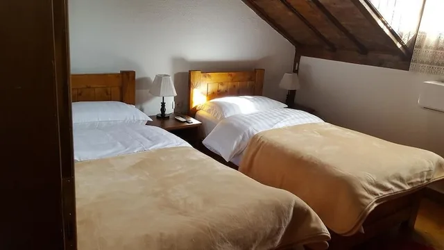 Hotel Bujtina e Bardhe، قورتشة 11/29