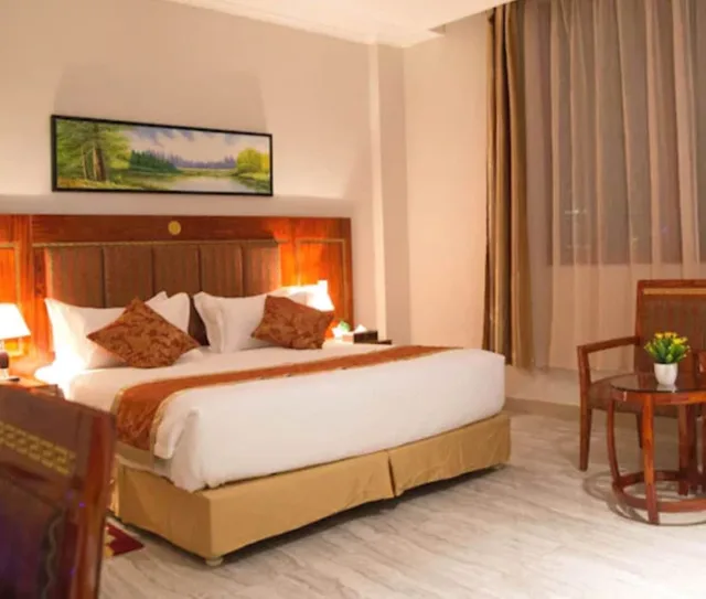 جناح تنفيذي بسرير كينج، Tiffany Diamond Hotel Makunganya Street 4/10