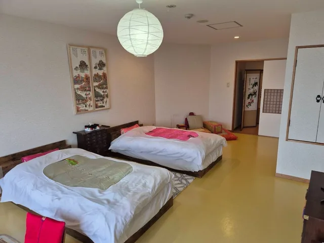 Korean, 4 Beds, King Bed، Shimoda Ocean Park Hotel 1/1