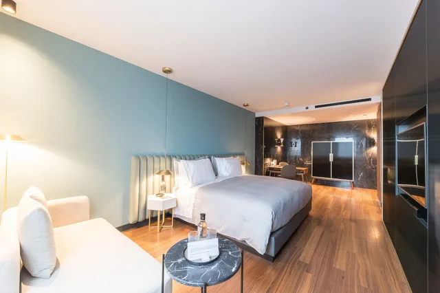 جناح جونيور بسرير كينج، Grand Hyatt Barcelona 2/10