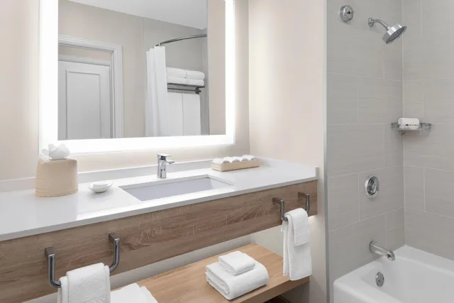 1 Bedroom, Regal, Suite، The Royal at Atlantis 1/2