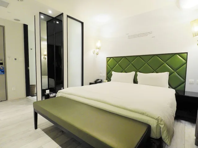 Business, No Parking، Stay Hotel Taichung Yizhong 1/6