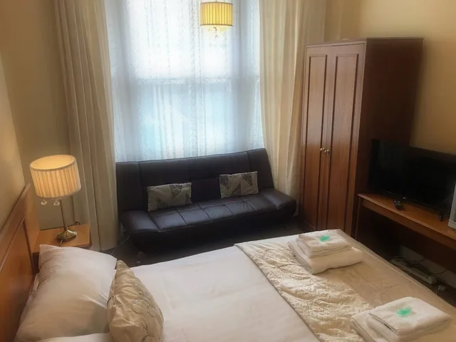 Standard, Double Bed, Rivelyn Hotel 4/7