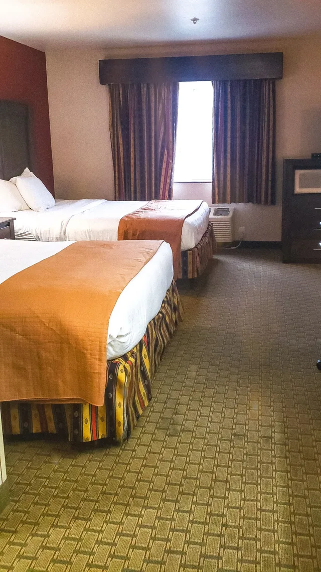 غرفة عائلية رباعية بسريرين كوين وسريرين مزدوجين، Inn America - Lewiston 9/10
