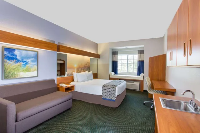 جناح استوديو بسرير كوين بحوض استحمام لذوي الإعاقة، Red Roof Inn Port Charlotte - Punta Gorda 3/10