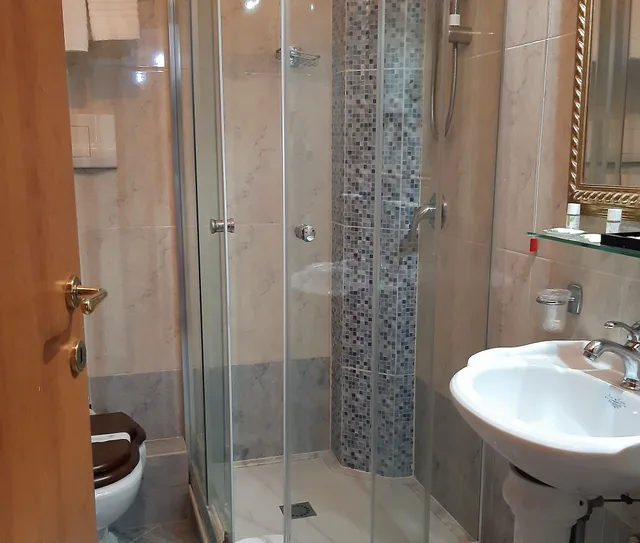 Economy, Double Bed, Hotel D Apos Angelo Palace 8/10