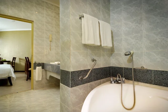 Superior Room, Berjaya Beau Vallon Bay Resort & Casino 4/5