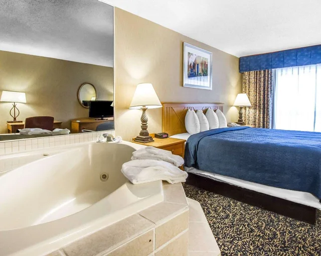 غرفة بسرير كينج، Quality Inn Deming 4/4