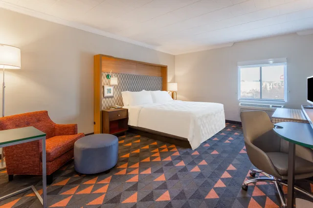 غرفة قياسية بسرير فردي، Holiday Inn Philadelphia South-Swedesboro 2/3