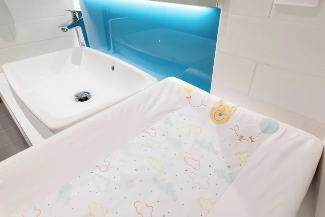 غرفة قياسية بسرير كوين في الطابق الأرضي لذوي الإعاقة، HOLIDAY INN EXPRESS ARRAS 8/9