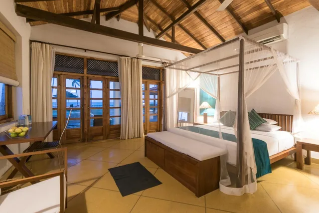 شاليه بسرير كينج، Jetwing Kottukal Beach House 1/1