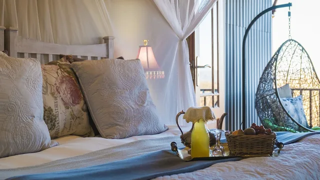 غرفة فاخرة بسريرين منفصلين بإطلالة على الجبل، De Zeekoe Guest Farm 8/10