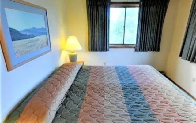 شقة سكنية بسريرين منفصلين وسرير كينج بغرفتي نوم مع أريكة، Twin Rivers Condominiums by Alderwood Colorado Management 2/7