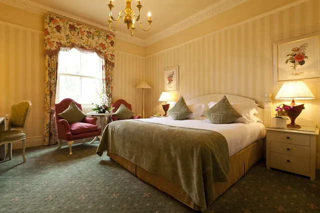 Garden, King Bed، Kilworth House Hotel & Theatre 2/3