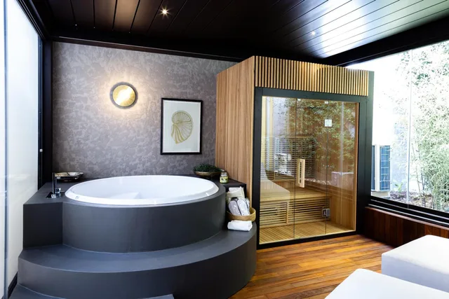 جناح جونيور بجاكوزي، Villa Riviera Suites 2/3