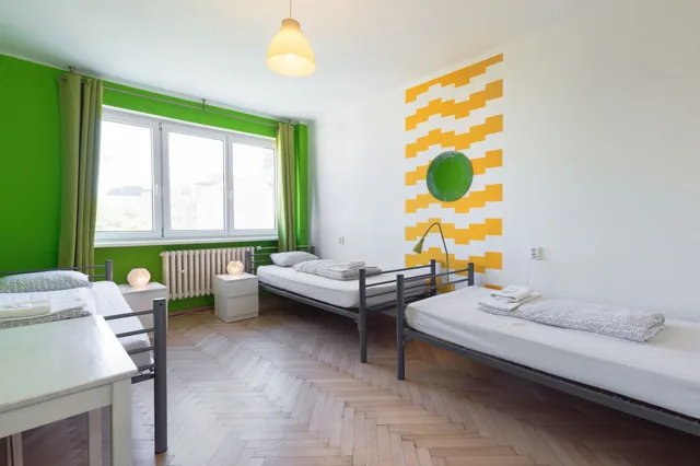 غرفة ثلاثية بثلاثة أسرّة، Patio Hostel 1/2