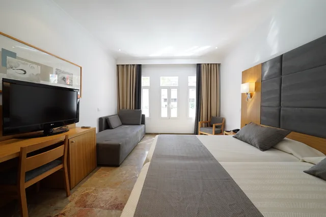 غرفة قياسية ثلاثية بسرير فردي، Hotel Artmadams 7/7