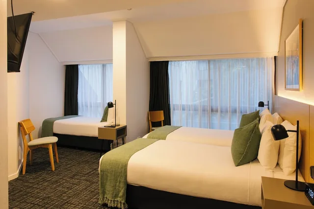 غرفة ديلوكس ثلاثية بثلاثة أسرّة، Song Hotel Sydney 2/6