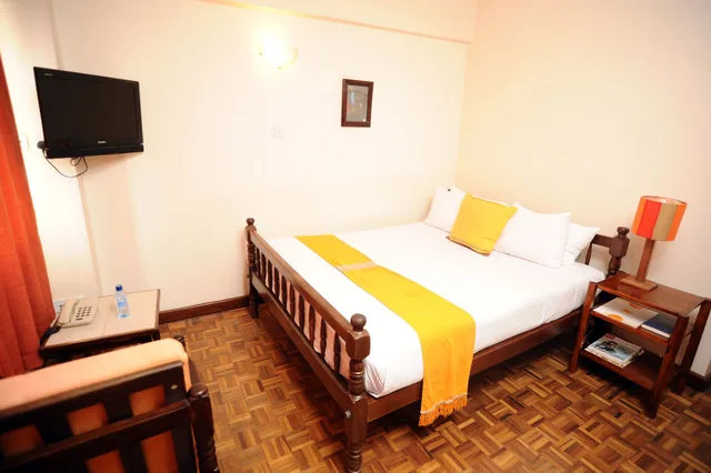 Penthouse, King Bed, 2 Double and Twin Beds, Queen Bed، The Kenya Comfort Hotel Suites 4/8