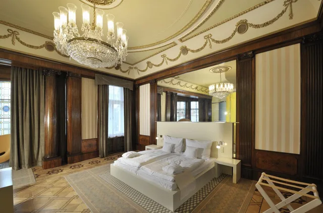 جناح رئاسي، Hotel Okresni dum 3/4
