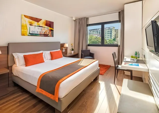 Smart, Relax، H10 Roma Citta 1/1