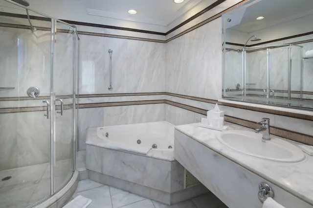 Master, Suite, Single, King Bed, Ocean Front, Catalonia Santo Domingo 6/8