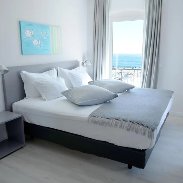 Room, Double Bed, Sea Front، Albergaria Mar Bravo 1/10