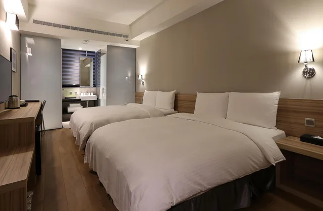 غرفة كلاسيكية ثلاثية، Miller Inn 1/2