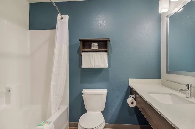 Suite, 2 Queen Beds, WoodSpring Suites Broomfield - Westminster 8/10