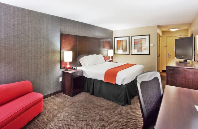 غرفة قياسية بسريرين كوين لذوي الإعاقة، Holiday Inn Express Hotel Suites Atlanta-Cumming 3/3