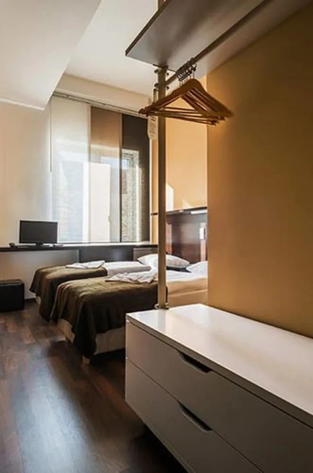 غرفة قياسية ثلاثية بثلاثة أسرّة، Apple City Hotel 3/7