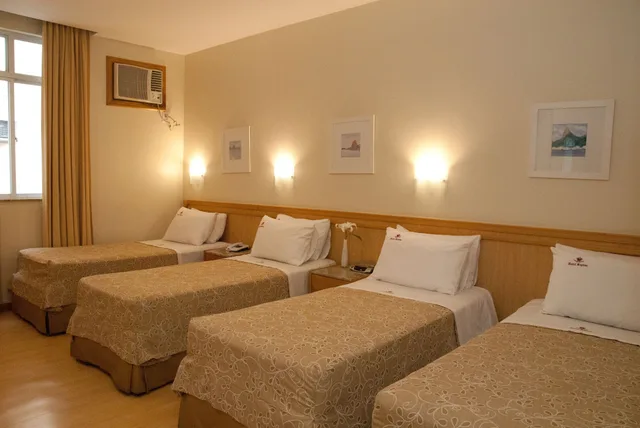 غرفة قياسية رباعية بأربعة أسرّة، Hotel Regina 2/5