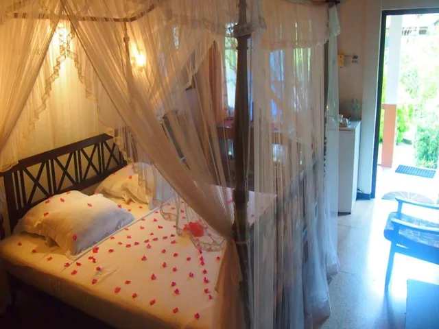 Super, Deluxe، Flower Garden Hotel 1/1