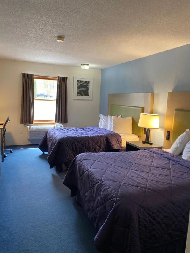 غرفة بسرير مزدوج، Pictured Rocks Inn & Suites 1/10