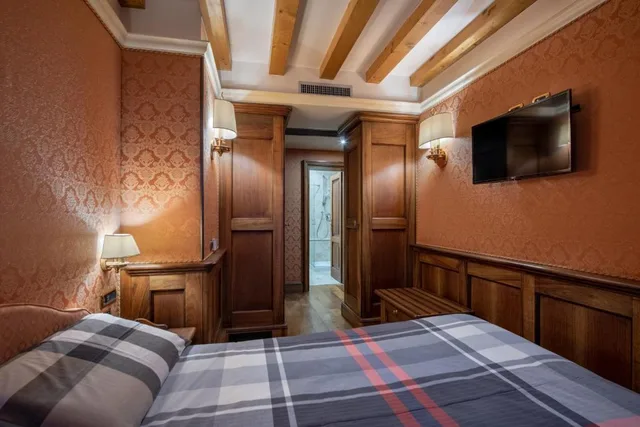 غرفة كومفورت بسرير مزدوج في الملحق، Hotel Montecarlo 3/4
