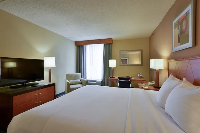 جناح جونيور بسرير كينج، Wyndham Columbus 1/3