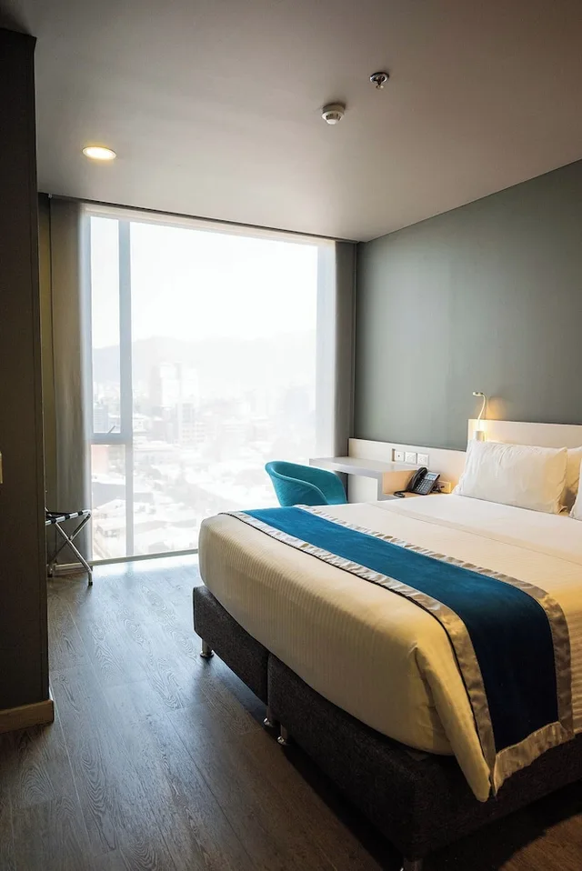 غرفة قياسية بسرير مزدوج، Hotel Black Tower Premium 2/10