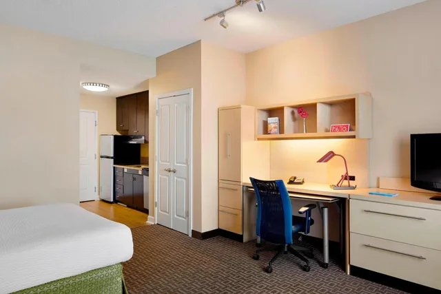 جناح غراند بسرير كوين مع أريكة، TownePlace Suites by Marriott Harrisburg Hershey 3/6