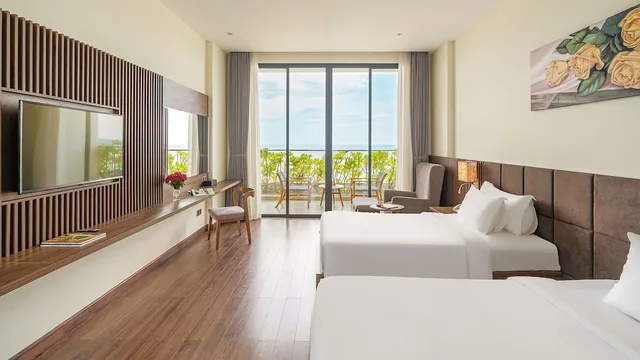 غرفة بريميوم ديلوكس بسريرين منفصلين بإطلالة على البحر، Rosa Alba Resort and Villas Tuy Hoa 3/9