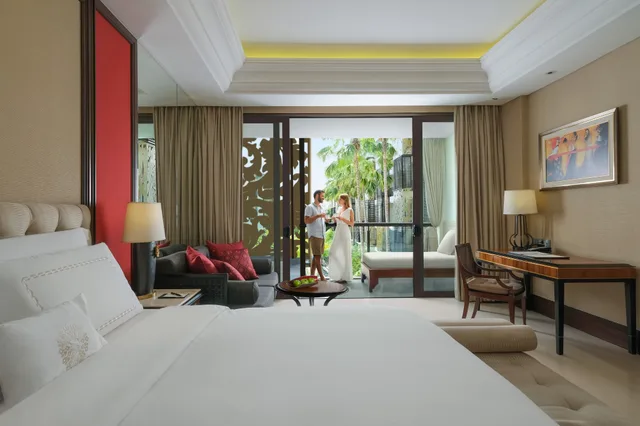 1 Bedroom, Premier, King Bed, THE TRANS RESORT BALI 2/4