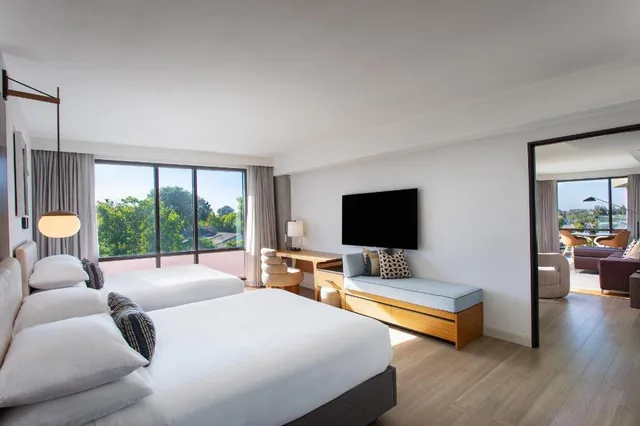 1 Bedroom, Suite, 2 Queen Beds, Sofa, Hotel Citrine, Palo Alto, a Tribute Portfolio Hotel 1/3