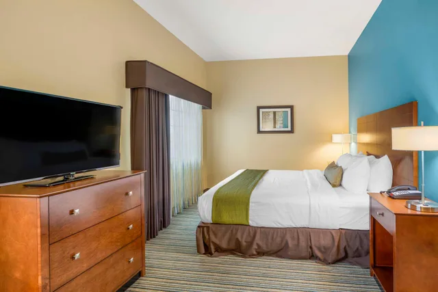 جناح، Best Western Plus Patterson Park Inn 2/6