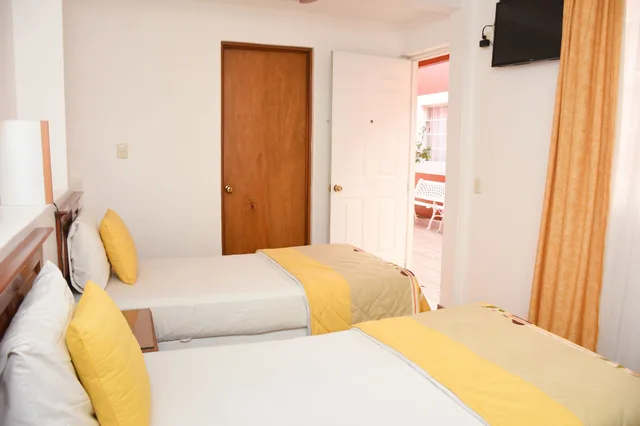 غرفة أساسية بسرير فردي، Hotel Camba 1/3