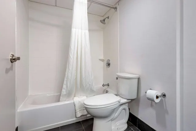 جناح تنفيذي بسريرين كوين مع أريكة، Comfort Inn & Suites Liverpool - Syracuse North 5/6