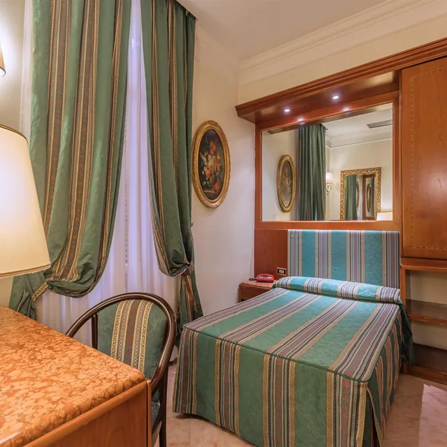 Economy, Double or Twin Bed, Raeli Hotel Luce 8/10