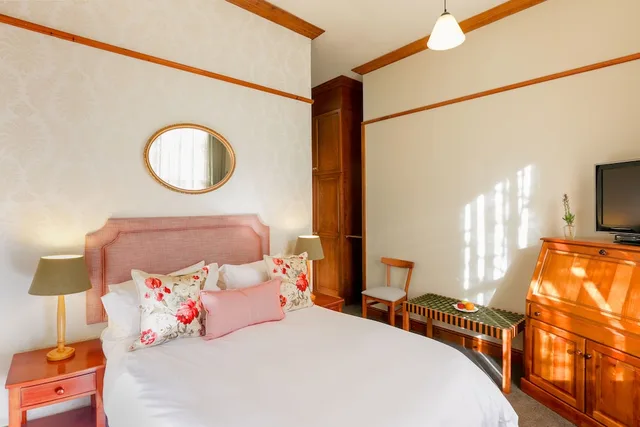غرفة فاخرة بسرير كوين، Eendracht Hotel 1/6