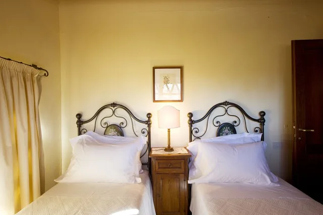 فيلا بأربعة أسرّة وسريرين كوين بـ6 غرف نوم مع أريكة بمسبح خاص، Monsignor Della Casa Country Resort 5/10