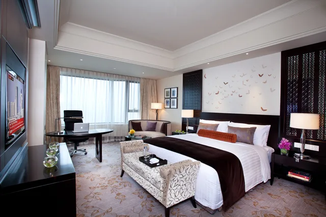 غرفة كلوب بسرير كينج، INTERCONTINENTAL WUXI 1/2