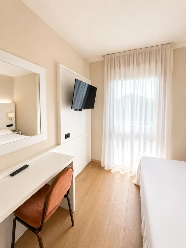 غرفة مفردة، HOTEL PARIGI 2 7/17